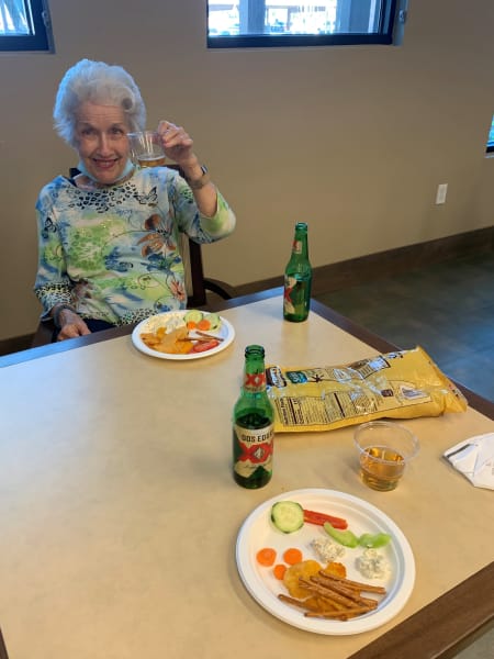 Anthem (AZ) residents enjoyed tasty snacks and beverages.