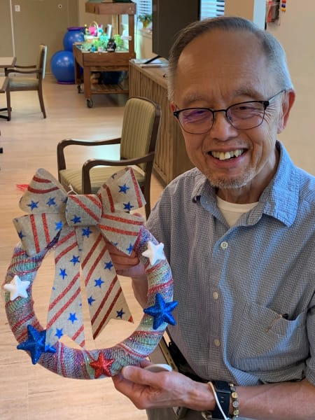 A Rolling Hills Estates (CA) resident proudly shows of their Independence Day Wreath.