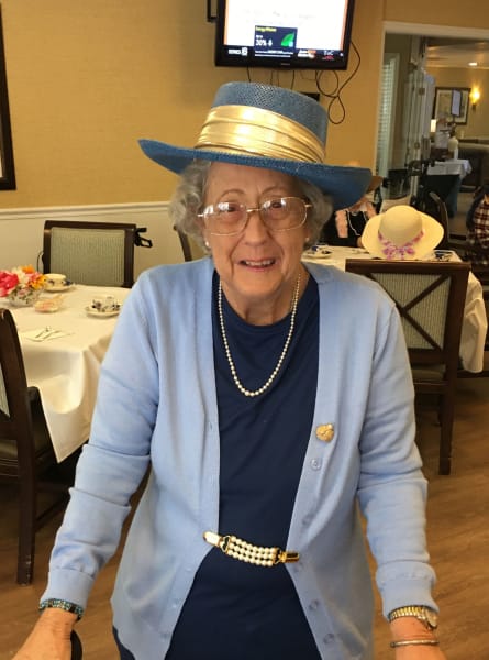 Barkley Place (FL) residents enjoyed an elegant tea time!